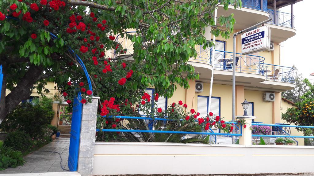 Leader Apartamento Mýtikas Exterior foto