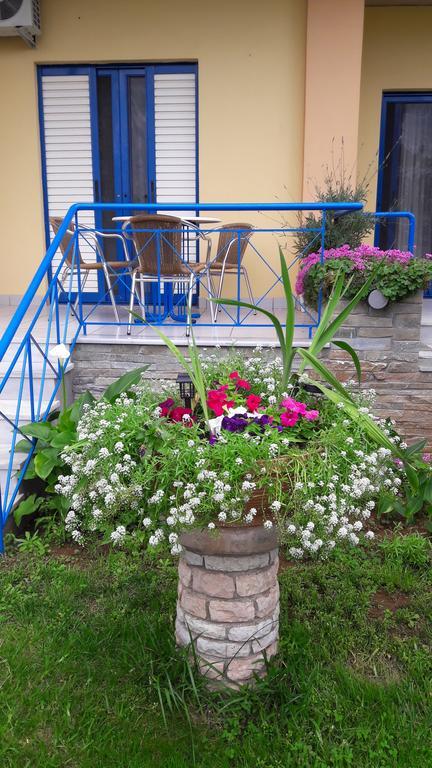 Leader Apartamento Mýtikas Exterior foto